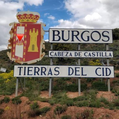 Cuenta con ideología de izquierdas afincada en Burgos. Defender el progreso, la ciencia y la naturaleza es mi deber. Amante de los carriles bici.