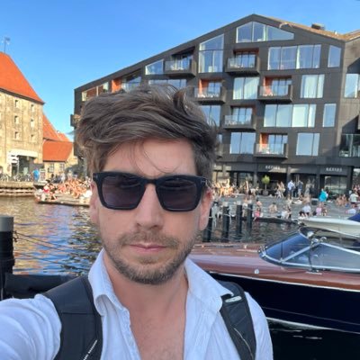 vilmos_katona's profile picture. Engineering, business