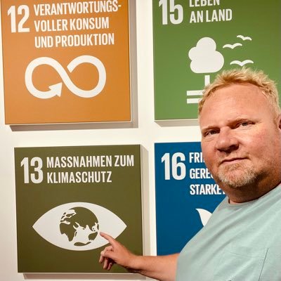 geographer; consultant, producer and speaker in sustainability issues 🌱 Climate Program Manager in 🐍 #forabetterfuture; 🚴♂️ guide in #senneteutoegge