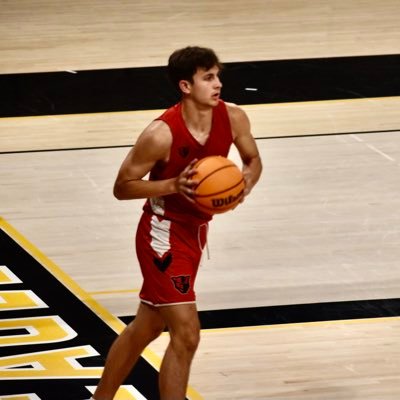 🏀✝️ 2024👨‍🎓 601📍/ height 6’2 /weight 170 / Petal High School G/F