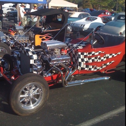 bhudd2011's profile picture. 