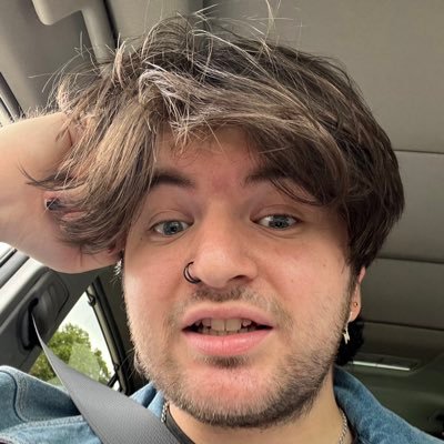 FringedMusician's profile picture. he/him