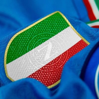 IannittiAle's profile picture. .io della maglia azzurra sono innamorato
Forza Napoli sempre....💙