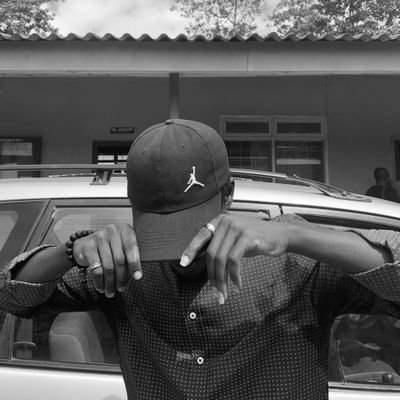 I don't like STRESS GRAD FUTA🎓 Musician//drummer. self taught heart surgeon❤🩹 'Dum spiro, spero.'
