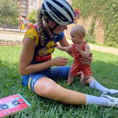 Professional cyclist for @lidltrek 🚲 Chasing dreams and eating cookies! 🍪 🇺🇸 🏳️‍🌈👩‍👩‍👧