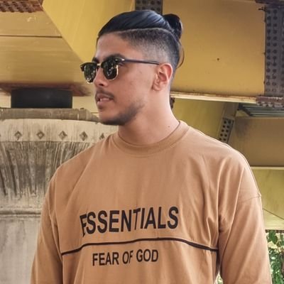 erfmsl2001's profile picture. ◍⃟♦️✦Be someone that no one even imagined you
 could be™
 𖦤↻