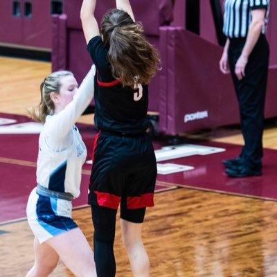 alaa_dahooper's profile picture. 4.2 GPA • North Garland girls basketball #5 • class of 2025 • 5’8 PG/SG