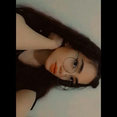 ryhun0's profile picture. دخترکوچولویِ ماه.