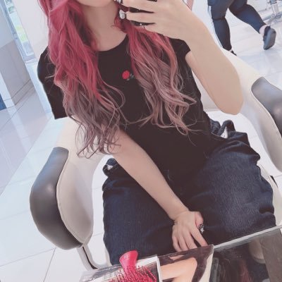 usagi__marimo's profile picture. 