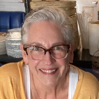 Carolyn Hedges (@clevergalca) 's Twitter Profile