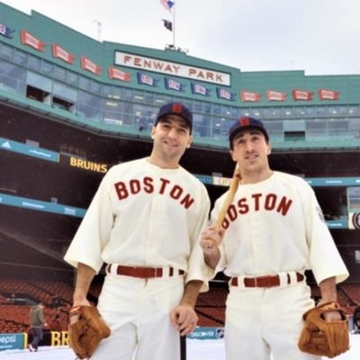 theRedBruins's profile picture. 617