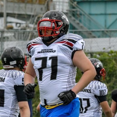 OL @nflacademy/6”3 height /6”7 wingspan/ 285 lbs （OT,OG,C) 🇭🇰🇬🇧. 18yrs old. chasing my dreams 🏈🏈