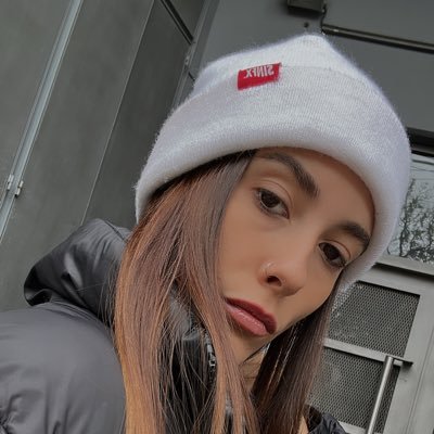 fioniiit Profile Picture