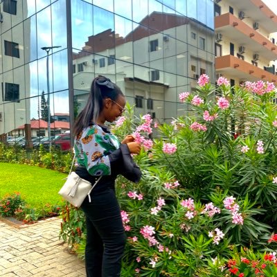 _Dokonaly's profile picture. Imperfectly created but rebirthed into HIS perfection 💫