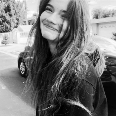 ehiisaraa's profile picture. ♡；23
                                                        
                                                         abbracciami e dimmi che andrà tutto bene.