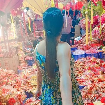 ladkiboli's profile picture. 