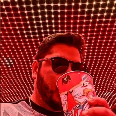 https://t.co/vPpvUfDk8u
mi música me describe mejor de lo que yo podría... ⬇️⬇️⬇️