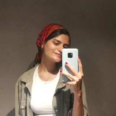 cinnalinn's profile picture. super chalant