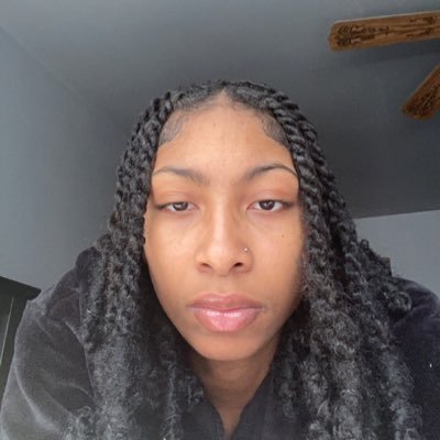 Yanimzaj's profile picture. 