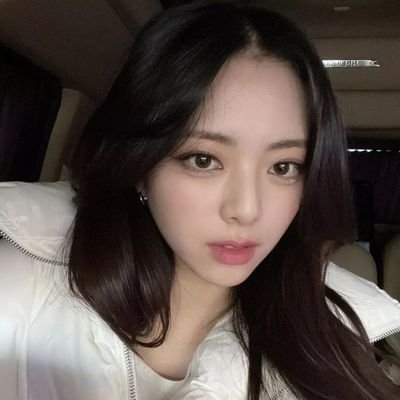 thinnayu's profile picture. currently . . .