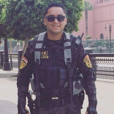 Egyptian police officer 🦅🧑‍✈️