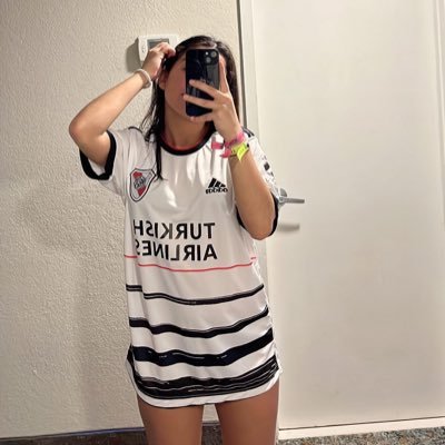 v_weinzettel's profile picture. •27/09