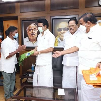 தொகுதி ஒருங்கிணைப்பாளர்
தகவல் தொழில்நுட்ப அணி
துறையூர் திருச்சி வடக்கு மாவட்டம்
old id @K_Saravanan_ suspended
