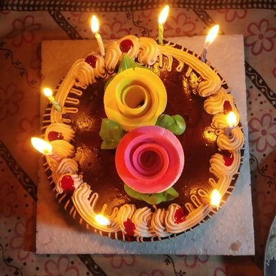 RPYADAV11951885's profile picture. I AM INDIAN🇮🇳👳
  
I love indian police👮