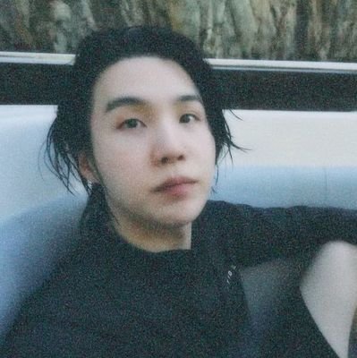 💫𝖄𝖔 𝖎𝖒𝖕𝖔𝖗𝖙𝖆 𝖖𝖚𝖊̀ 𝖔𝖘𝖈𝖚𝖗𝖎𝖉𝖆𝖉 𝖘𝖊 𝖊𝖘𝖈𝖔𝖓𝖉𝖆, 𝖉𝖊𝖋𝖎𝖓𝖎𝖙𝖎𝖛𝖆𝖒𝖊𝖓𝖙𝖊 𝖙𝖊 𝖘𝖆𝖑𝖛𝖆𝖗𝖊̀, 𝖓𝖔 𝖊𝖘𝖙𝖆̀𝖘 𝖘𝖔𝖑𝖆.🌜
«𝑱𝑰𝑵»