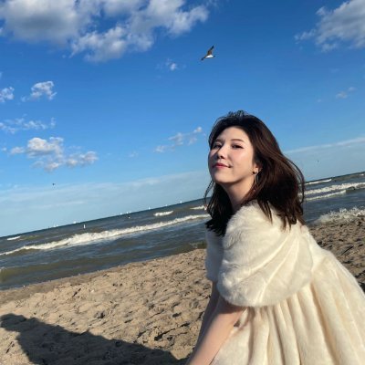 🌸 Pursuing health, beauty, fun, and soul 🤍
💓 ☀️ Lifestyle | Sports | Traveling ✈️ | HFT
💓 I like to talk to people who have the same hobbies.