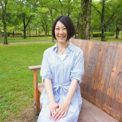 way_u_1201's profile picture. 褒め育コンサル/社会教育士

○会社員→個人事業主→京都府初*高校魅力化コーディネーター→京都私立高校*探究学習コーディネーター
自分の可能性を信じて生き生き生きる人を増やすべく、活動中。
４年の田舎暮しを経て再び都会へ

◎扱えるもの◎
ボイジャータロット
7つの習慣ボードゲーム
マインドセット