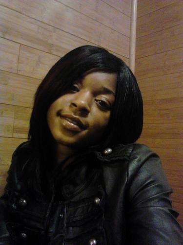 i am a dancer, promoter , and make it happen lady, and a proud parent .. straight kash model movement on the way soon