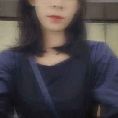 brngbiruu's profile picture. 