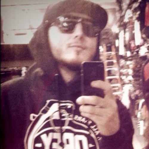 DonovanCANVAS's profile picture. Tour Manager for Ballyhoo!
http://t.co/rc6oSlCb
http://t.co/4pYxu5X5