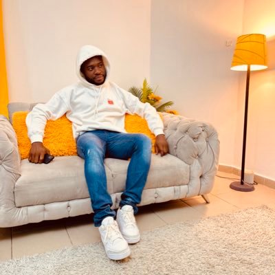 ArthurKuate's profile picture. 👨‍💻 en télécoms #babrberpro #coolhatitude #fan de zik🎧  le dream encore et toujours 🇨🇲🇨🇲🇨🇲🇨🇲