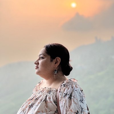 snehaBmukherjee's profile picture. I appreciate people who HATE ME!  Bcoz  I’m a hot cake which they can’t let go nor can they handle.