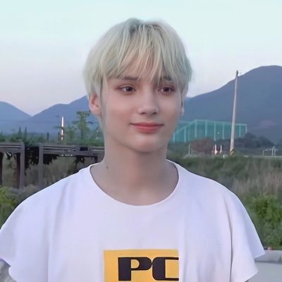 fan content account for #HUENINGKAI #휴닝카이 our talented maknae 🩵