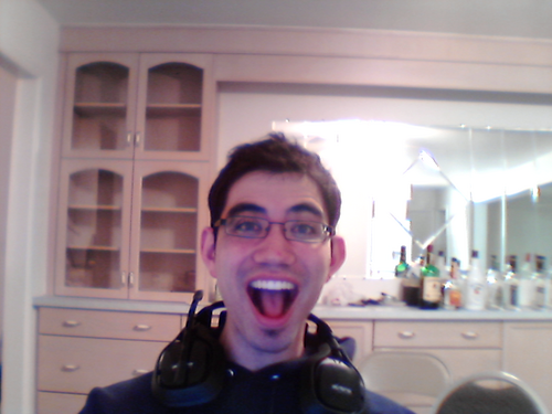 Streamer and entertainer... Twitch: https://t.co/KN7DPWAE4M
Youtube: https://t.co/EfFaIJAjp4