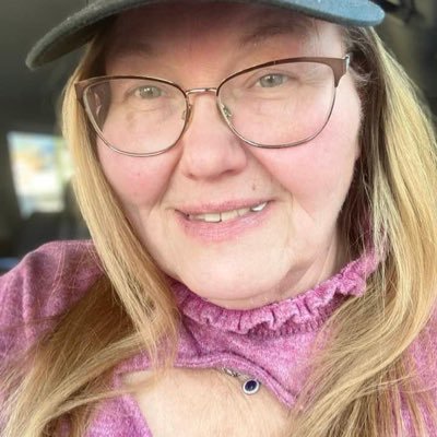 StazakSue72089's profile picture. 