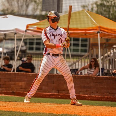 Vianney 25’ @GoBearcatsBASE Commit @Rawlings_Tigers