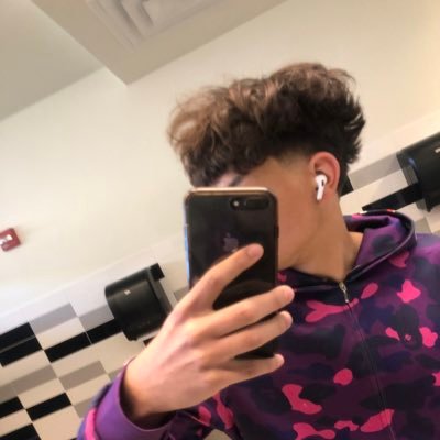 575_Alexzz's profile picture. Athlete
