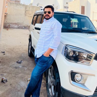 Ex. President | Kshatriya | Working with (@bsbhatiinc) | Artist by Saul & politicians by Duty | Make it Happen 🚩