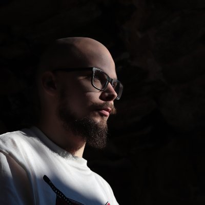 Bald.
All opinions are my own.
I occasionally stream myself playing games here: https://t.co/s5OFR5Ni5X