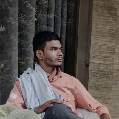 Ganesh_Anbu_0's profile picture. 🍁எண்ணம் போல் வாழ்கை🥃