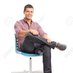 hombre sentado en una silla (@paltekeee3) Twitter profile photo