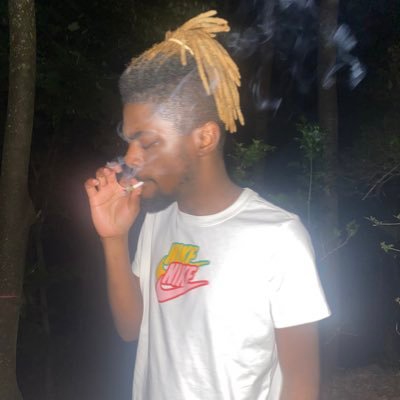 mistermique808's profile picture. 21 ♋️ • I just be making beats 🤷🏾‍♂️🔥