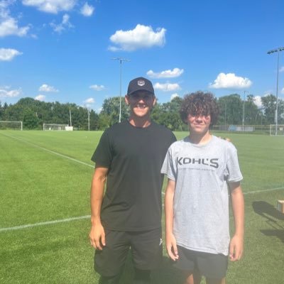 Xenia High School | kicker/punter | C/O 2028 | .5’ tee | #2 ranked 🇺🇸, #1 Ohio - https://t.co/YfRRg8772O | trained by @KPsKicking31 |