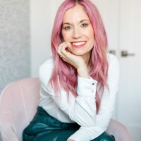 the.pink.haired.prof(@AnnettePonnock) 's Twitter Profile Photo