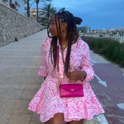 camventose's profile picture. 