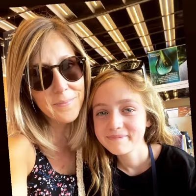 CLouna10540's profile picture. 